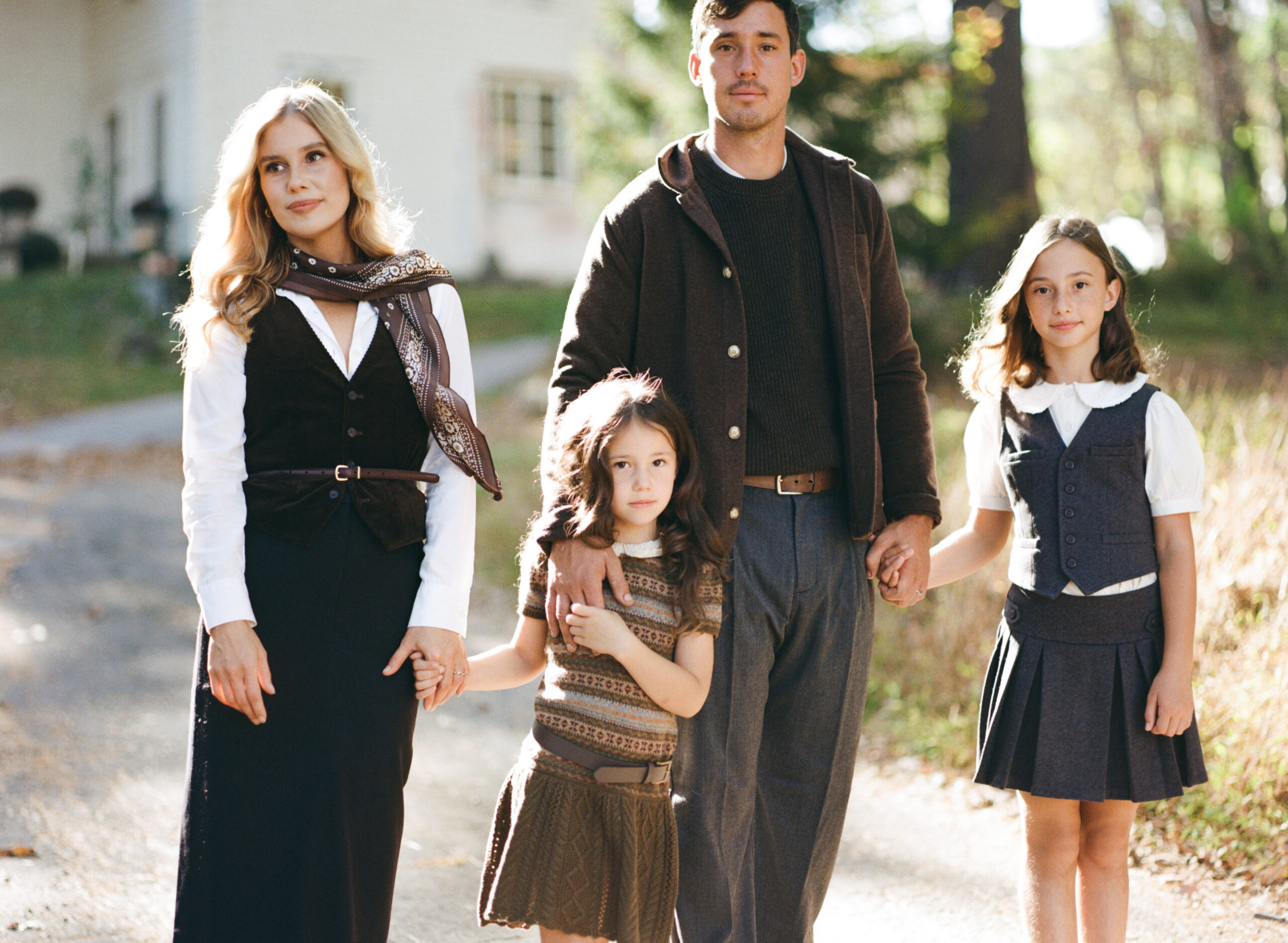 ralph lauren style family session at home lifestyle session